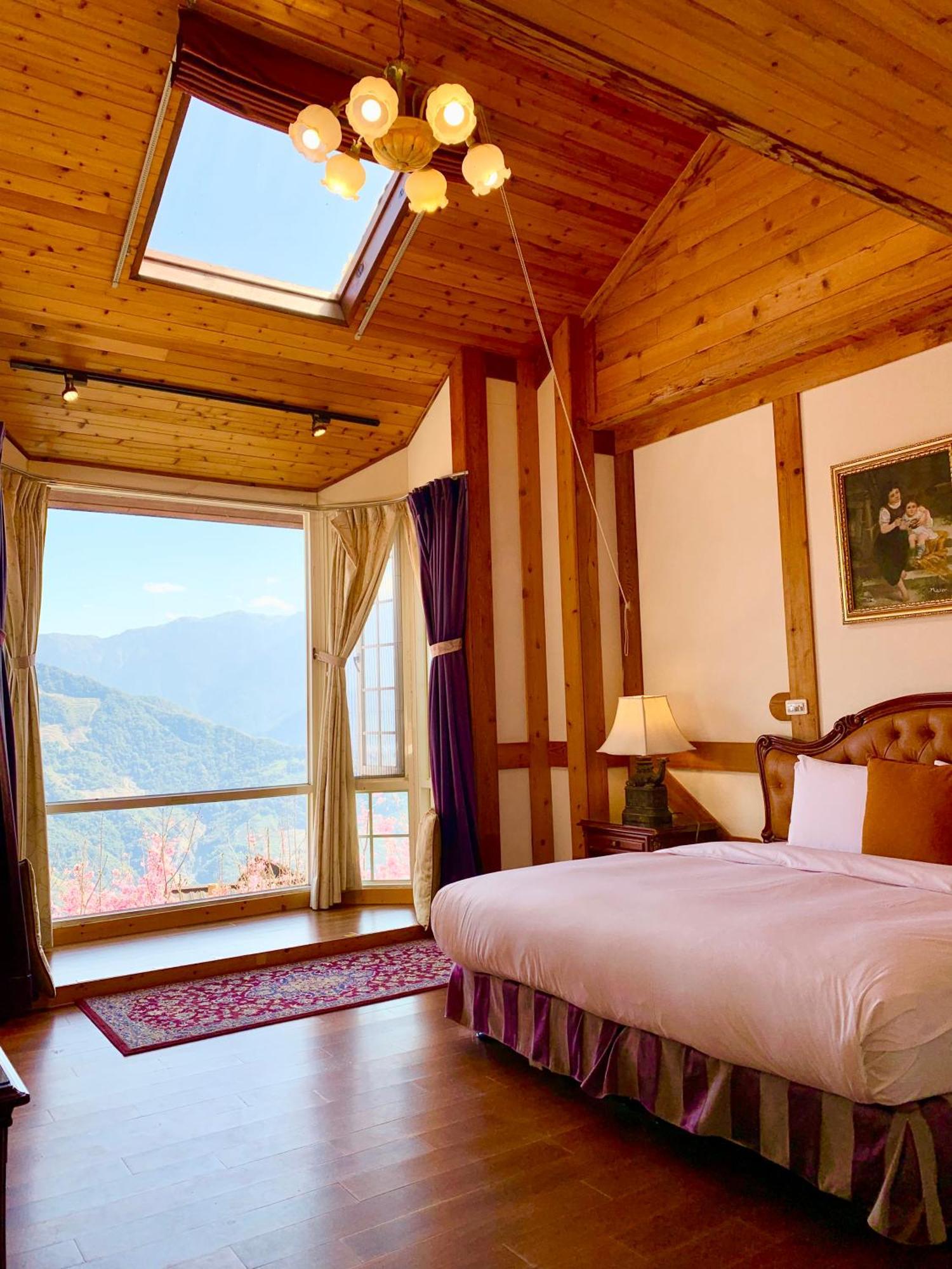 เดอะ คอตส์โวลด์ วิลลา Bed & Breakfast เหรินอ้าย ภายนอก รูปภาพ