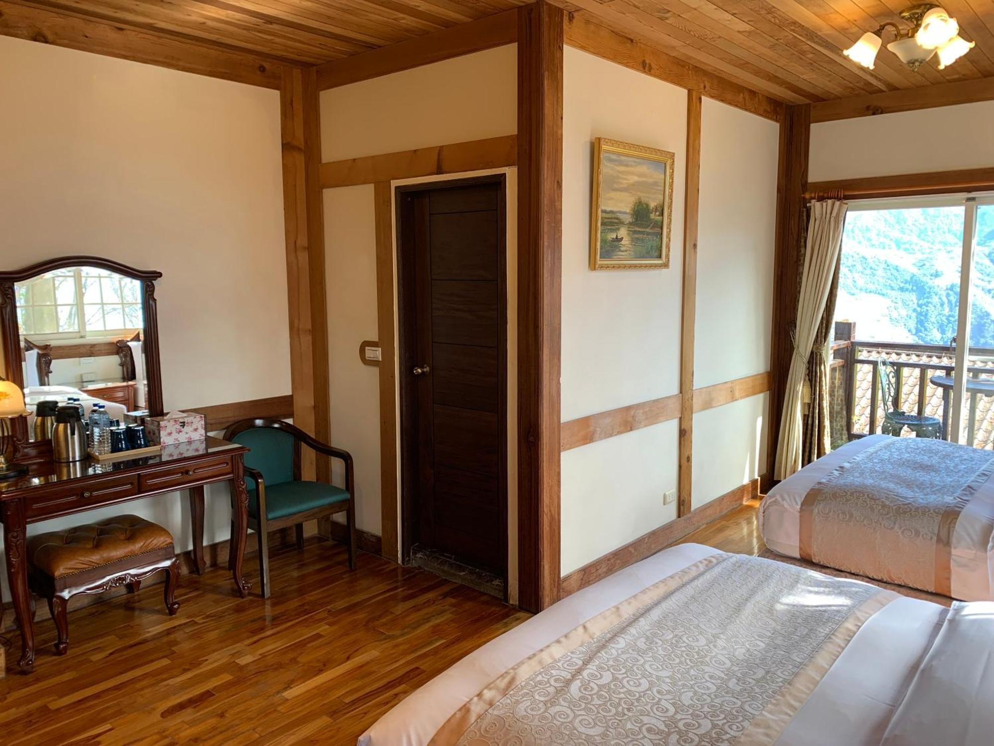 เดอะ คอตส์โวลด์ วิลลา Bed & Breakfast เหรินอ้าย ภายนอก รูปภาพ