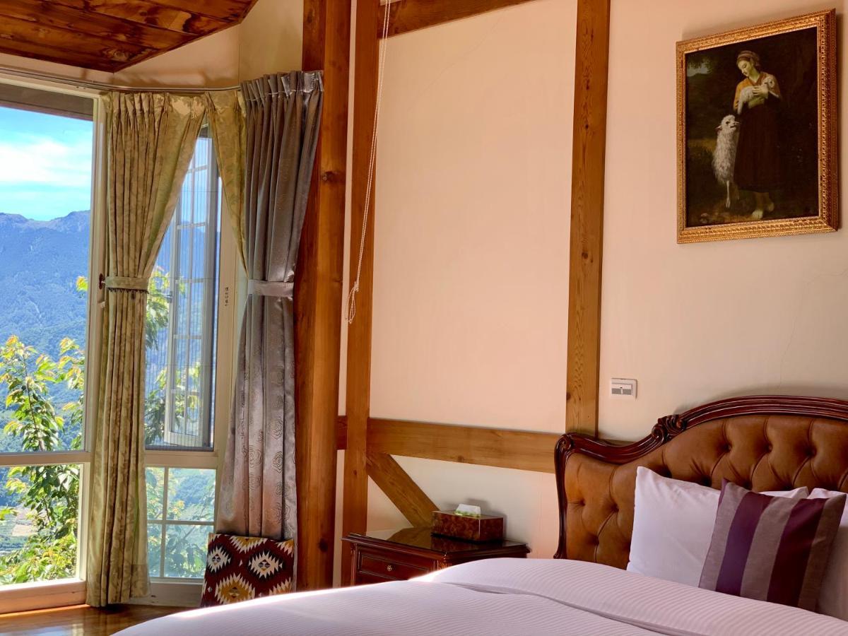 เดอะ คอตส์โวลด์ วิลลา Bed & Breakfast เหรินอ้าย ภายนอก รูปภาพ